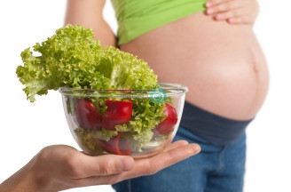 نظامك الغذائي أثناء الحمل يحميكي من الأمراض